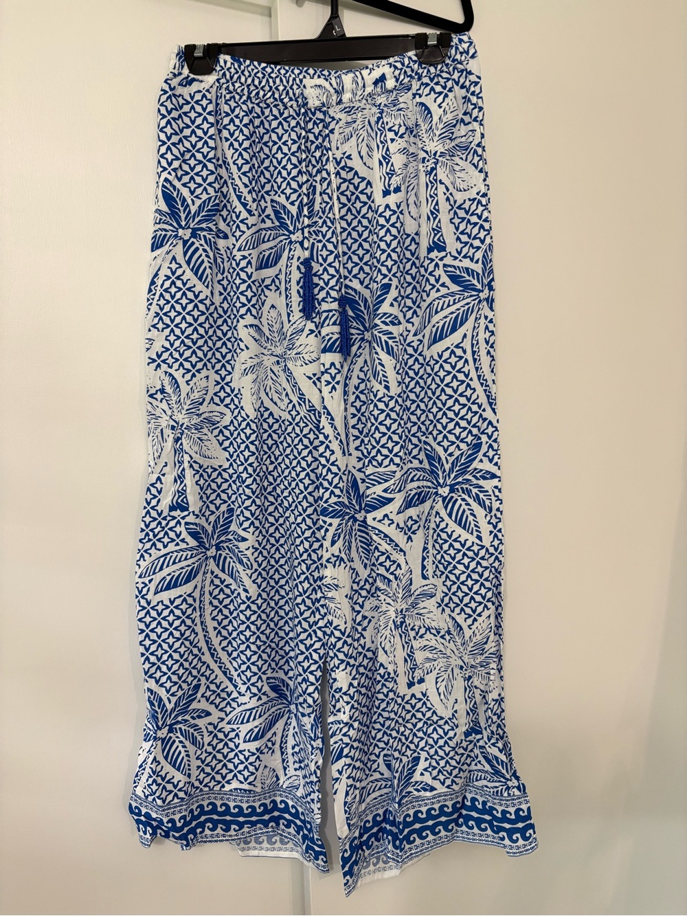 NWT Blue Island women’s M wide leg flowy beach pants blue/white palm tree print
